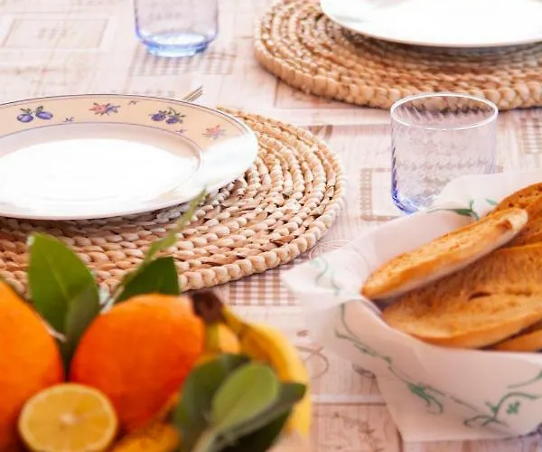 Casa de Férias Lilly Leporano